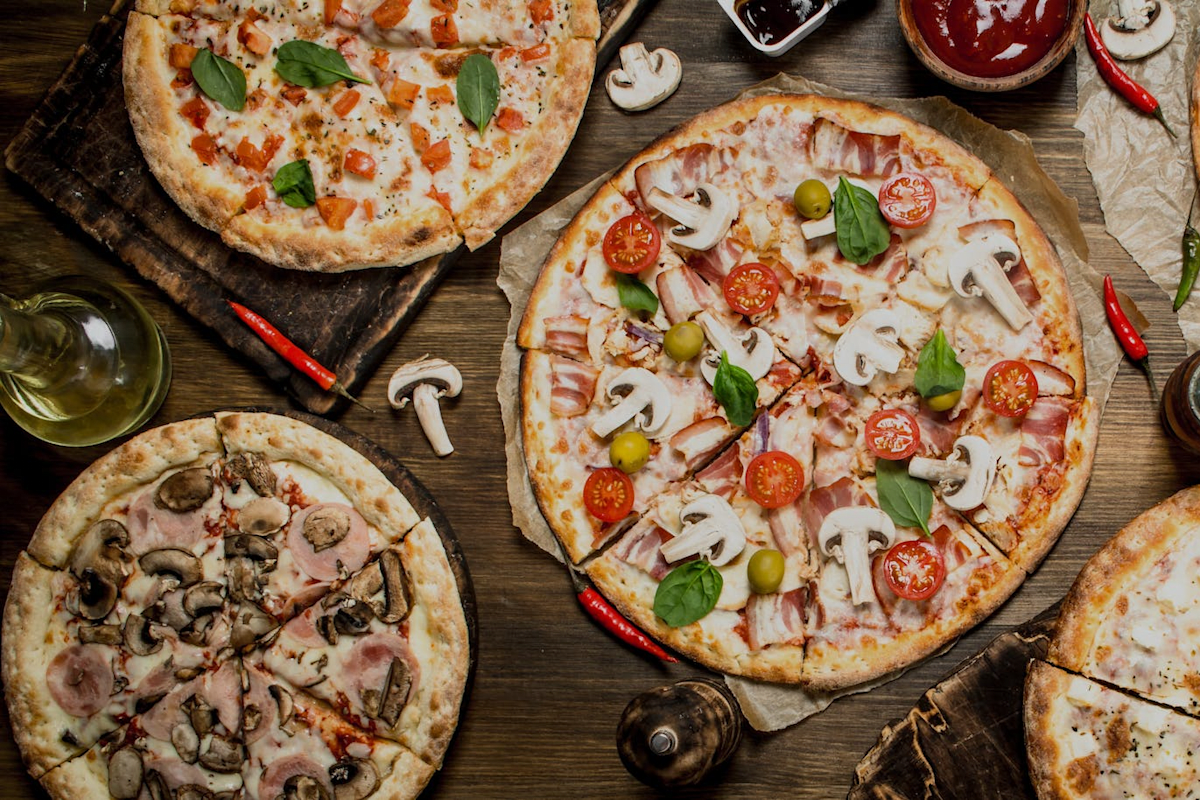 The Legend s Pizza Delivery Menu Order Online 632 Wears Valley