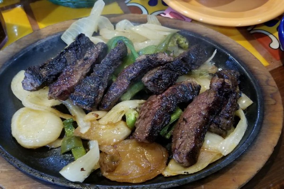 Sombreros Mexican Restaurant Delivery Menu Order Online 28050 South