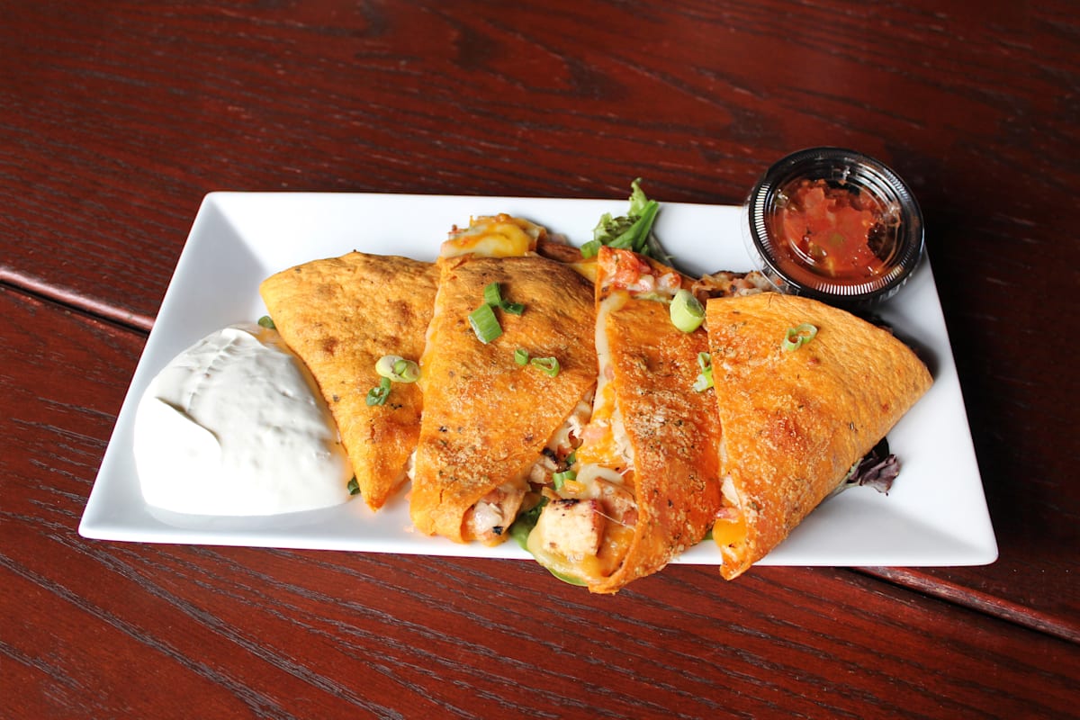 Santoras Pizza Pub Grill Delivery Menu Order Online 7800 Transit Rd