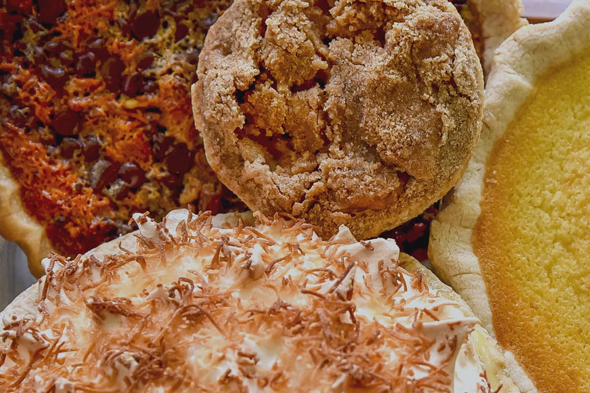 Buttermilk Sky Pie Shop Delivery Menu Order Online 5400 Kingston