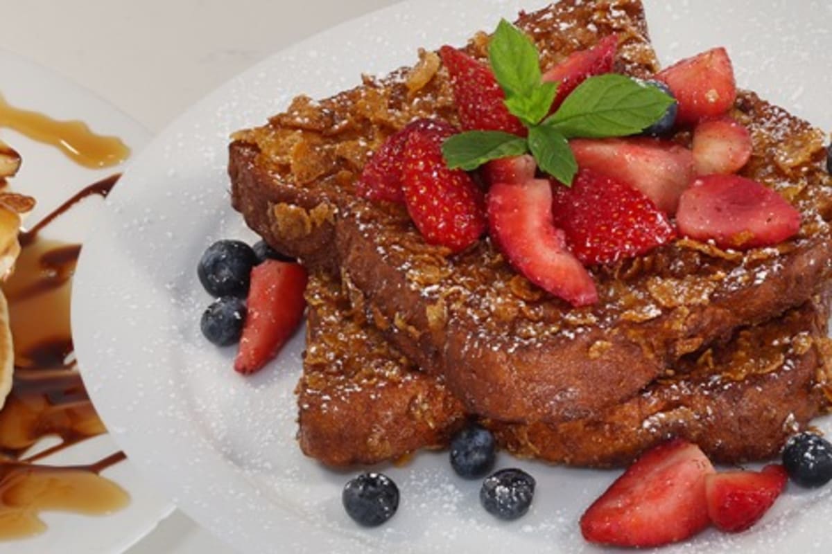 Eggsperts Breakfast & Lunch Cafe Delivery Menu Order Online 9218 W