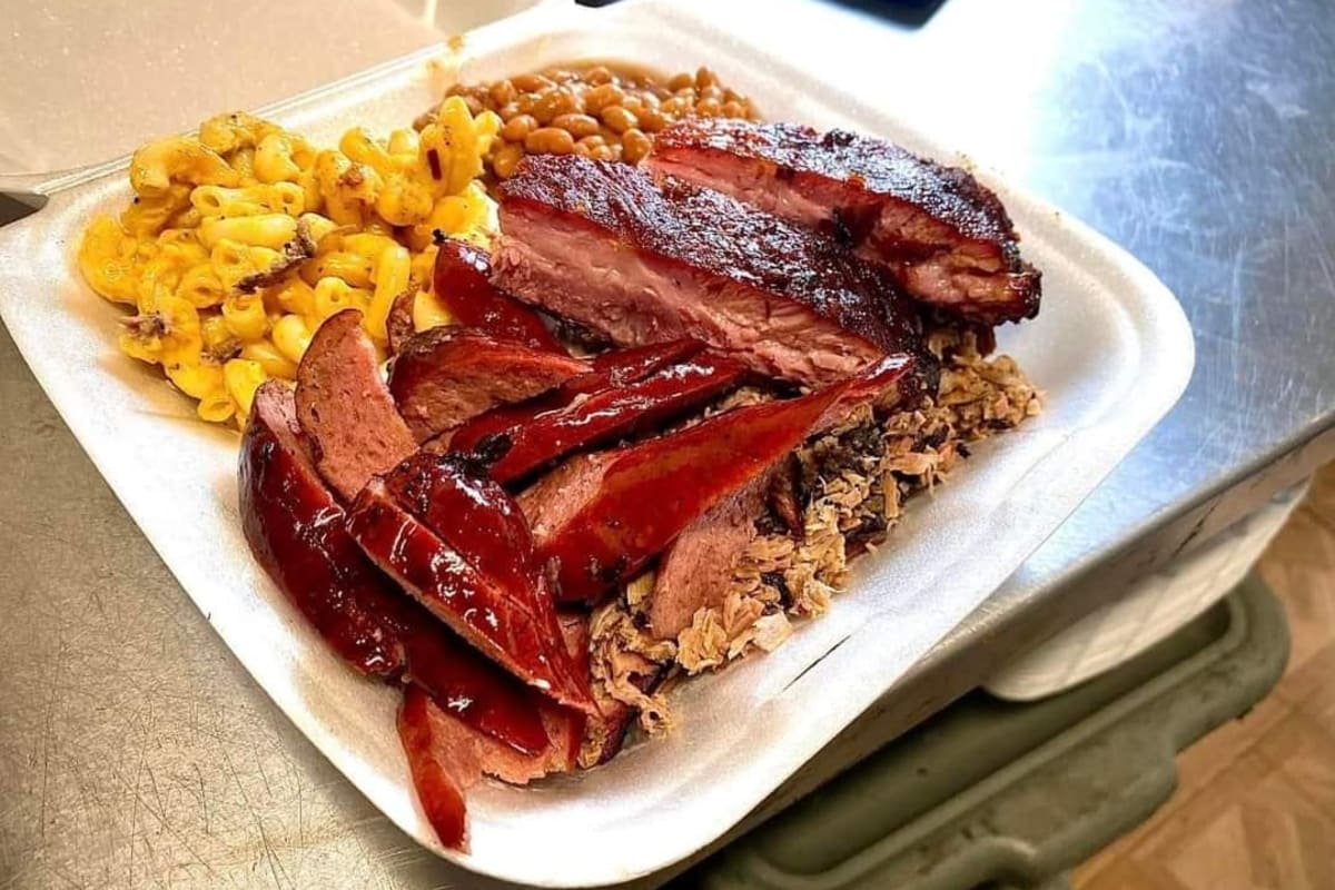 No Doubt BBQ Delivery Menu Order Online 3627 Bonnie View Rd Dallas