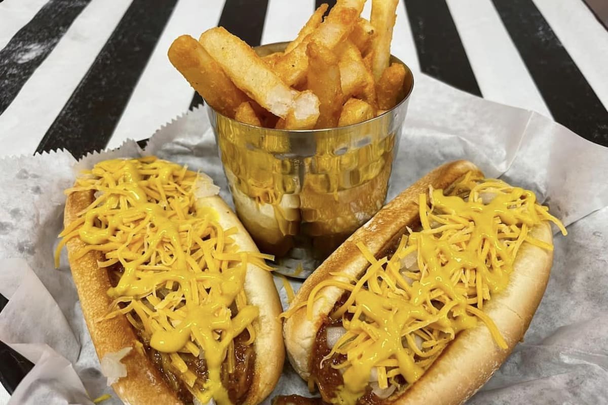 The Dog House Delivery Menu Order Online 57 S Potomac St Hagerstown