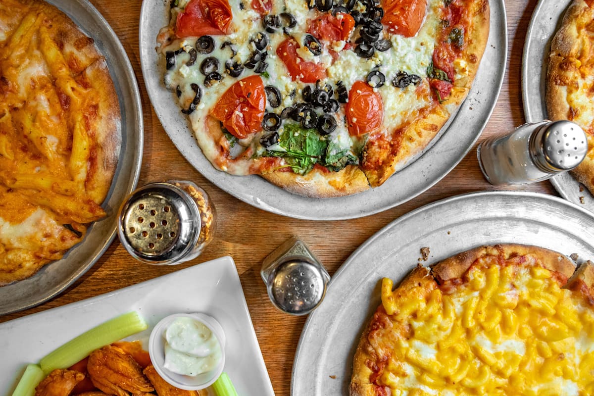 Pizza Express Delivery Menu Order Online 871 Newfield St Middletown