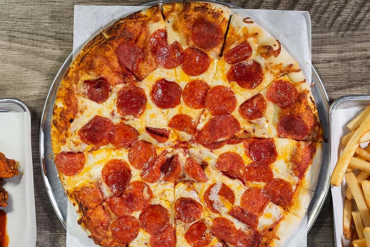 Jura's Pizza Parlor - Pizza restaurant in Turlock, CA