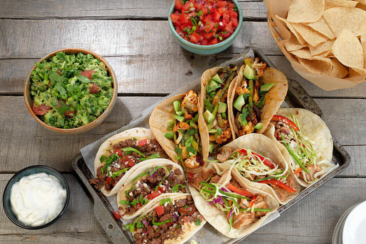 Ta #39 Chido Cantina Delivery Menu Order Online 409 Court Ave Des