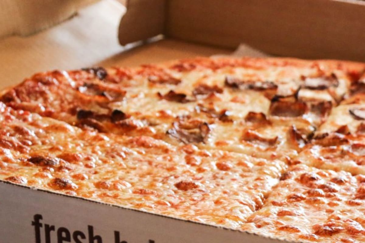 Conestoga Style Pizza Delivery Menu Order Online 905 Conestoga Rd