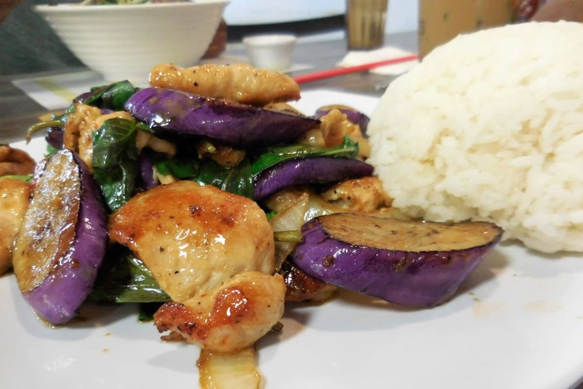 Chopstix Delivery Menu Order Online 624 Northridge Mall 19