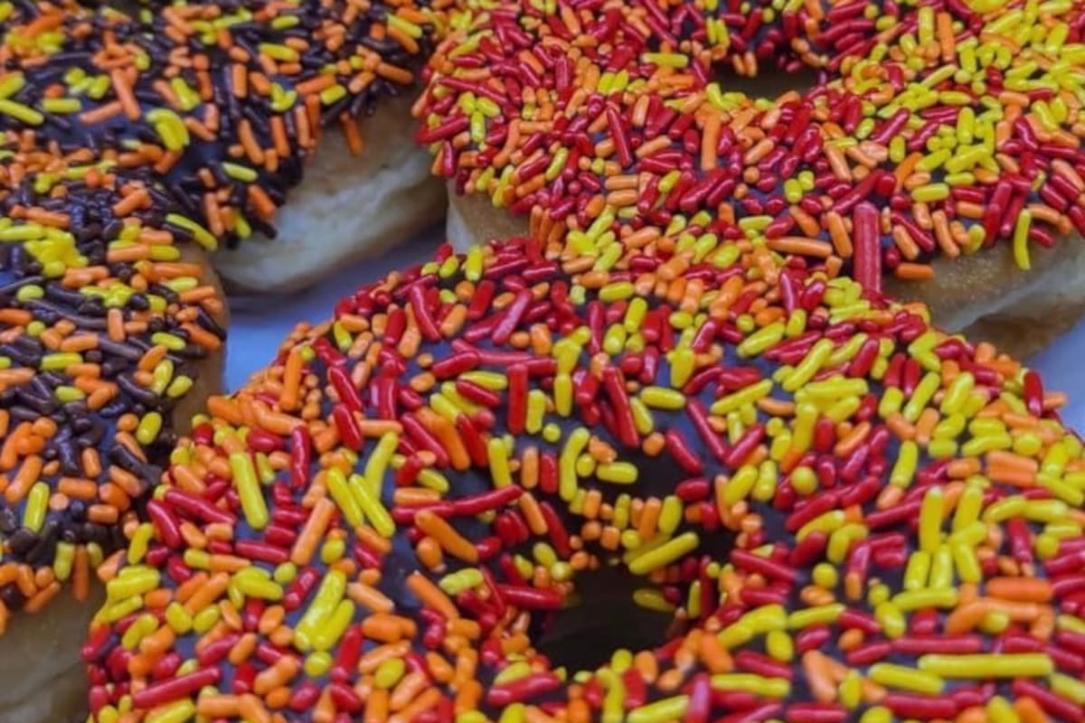 Honey Dew Donuts Delivery Menu Order Online 99 Washington St Salem Grubhub