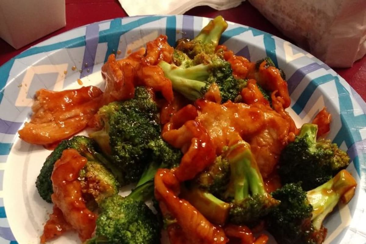Wing's Chinese Restaurant Delivery Menu Order Online 1415 N Clinton