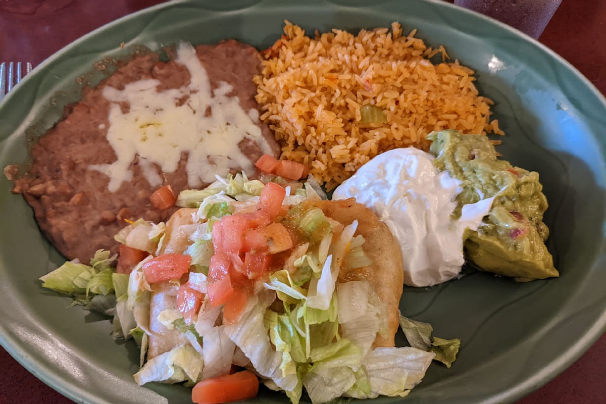 Acapulcos Mexican Family Restaurant & Cantina Delivery Menu Order