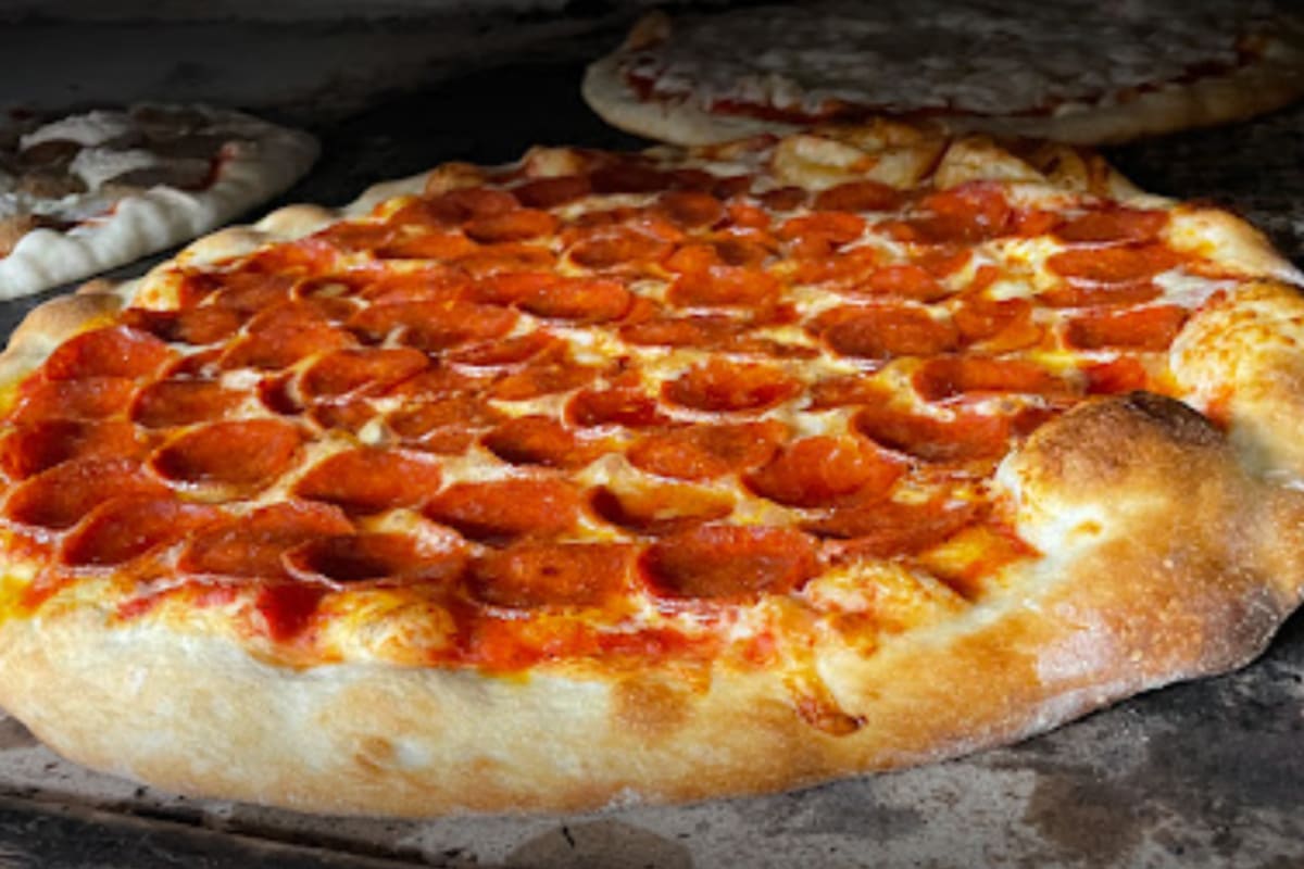 Brooklyns Ny Pizza Delivery Menu | Order Online | 127 N Federal Hwy Lake  Worth | Grubhub