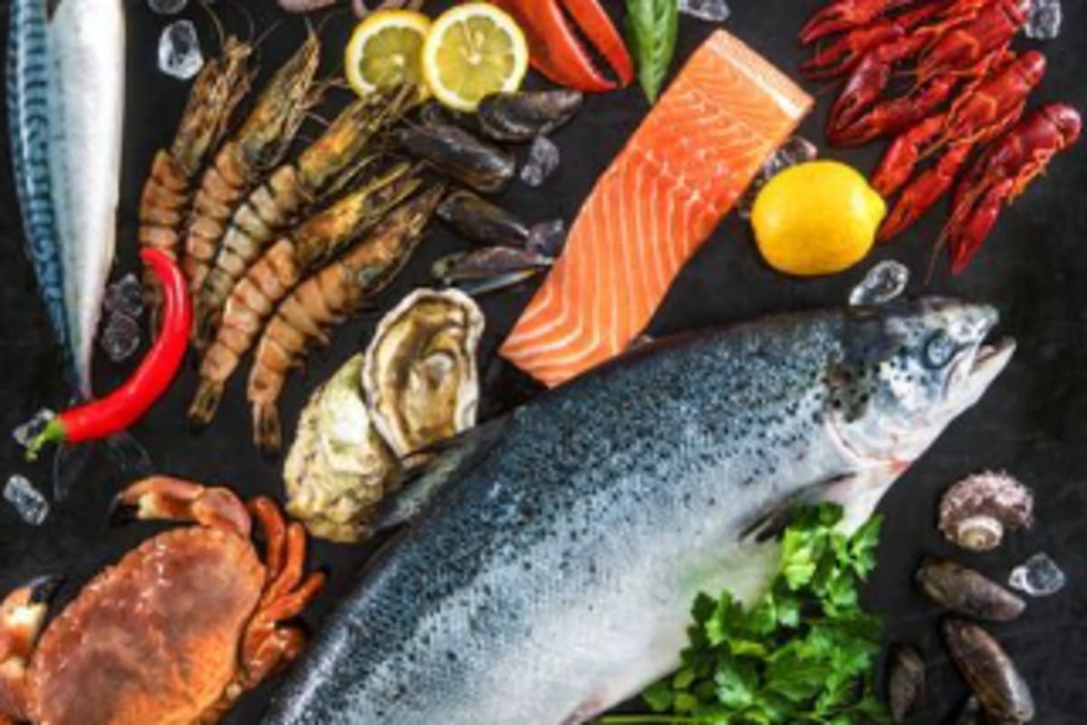 Longwood Fish Market Delivery Menu Order Online 410 E 148th St The