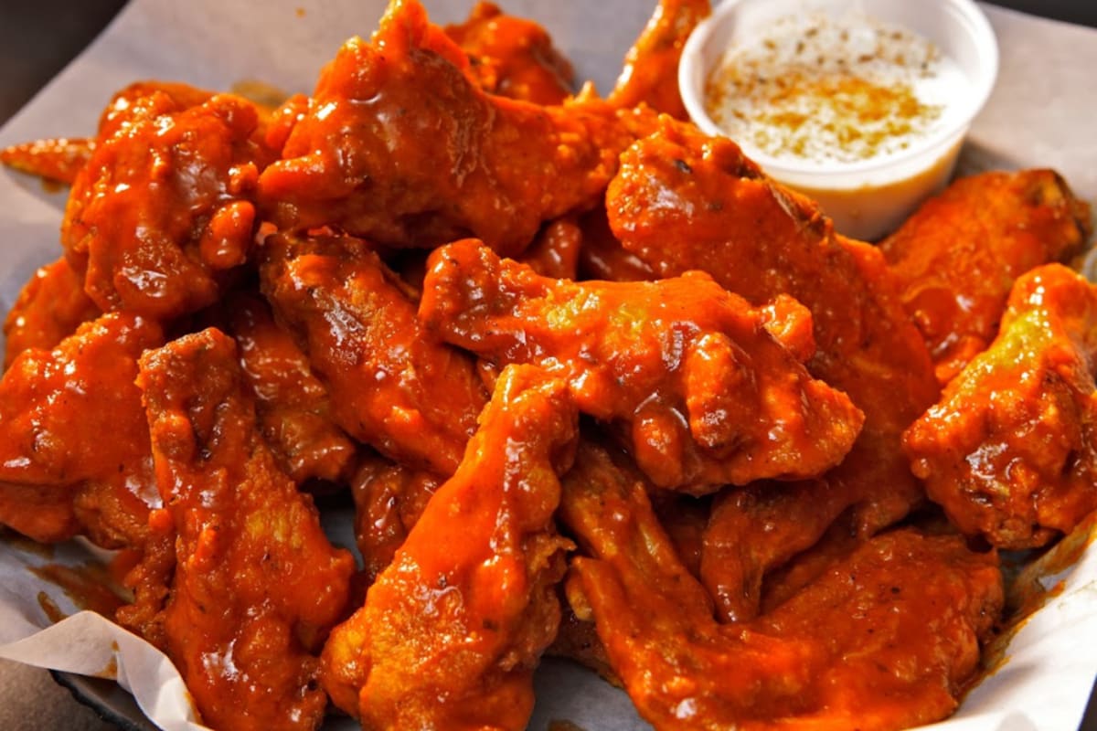 Wing Daddy's Sauce House Delivery Menu Order Online 7500 N Mesa St