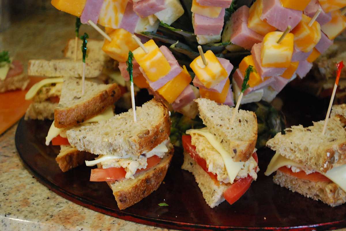 La Maison de Paris Delivery Menu Order Online 212 South Olive