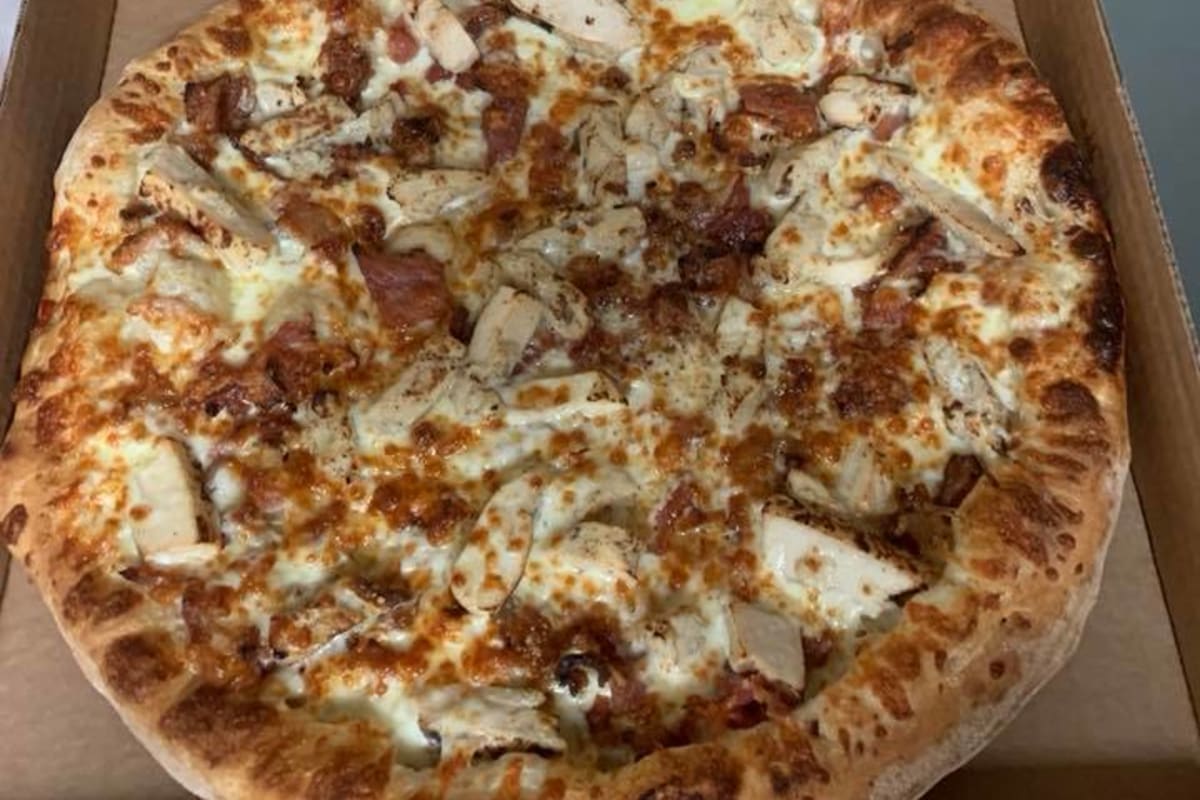 P T's Pizza Delivery Menu Order Online 129 Murrysville Rd Trafford