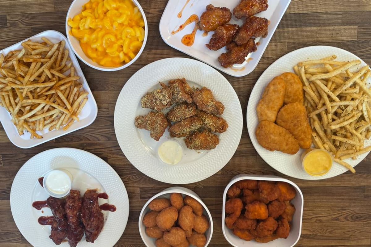 House Of Mac And Cheese Delivery Menu Order Online 977 East 233rd