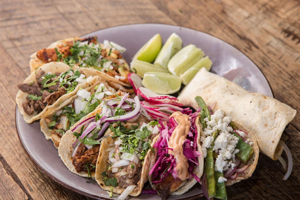 Las Catrinas Mexican Bar & Eatery Delivery Menu Order Online 3202