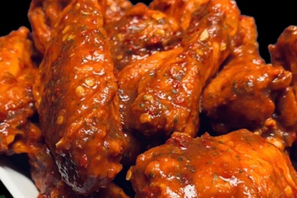 Wing it! Bar and Grill Delivery Menu Order Online 4650 Woodrow Bean