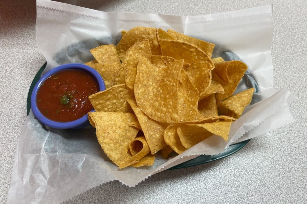 Los Paisanos 2 Hispanic Restaurant Delivery Menu Order Online 802 E