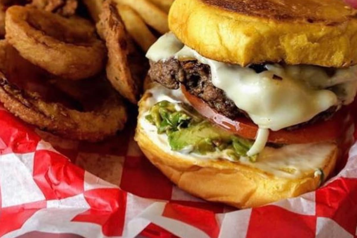 Jax Burgers Fries & Shakes Delivery Menu Order Online 3320 E