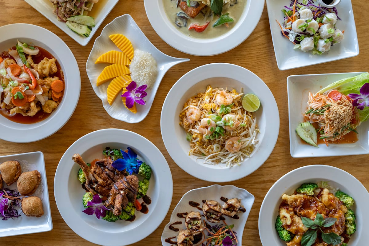 Thai Chili Restaurant Delivery Menu Order Online 473 S Broadway