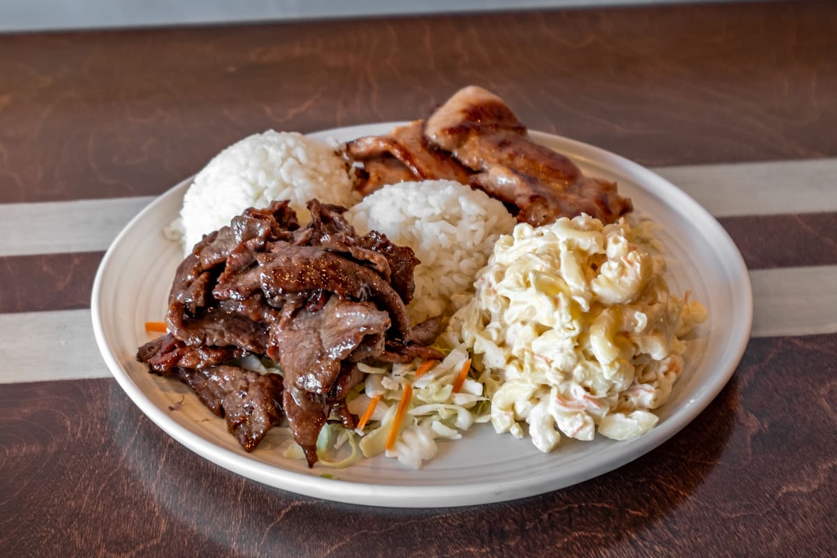 Halo Hawaiian BBQ & Poke Bar Delivery Menu Order Online 5201 East