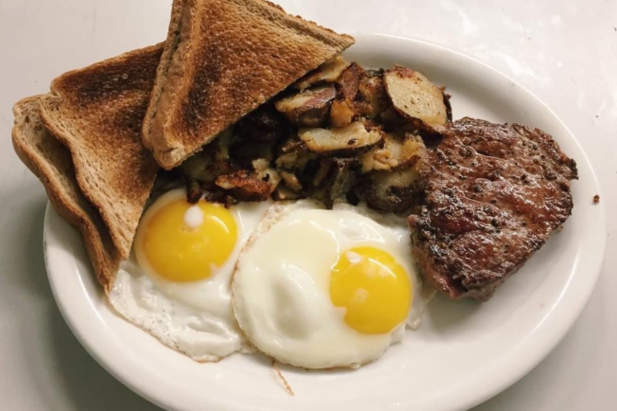 Bubbles Restaurant Mechanicville, NY Restaurant Menu + Delivery