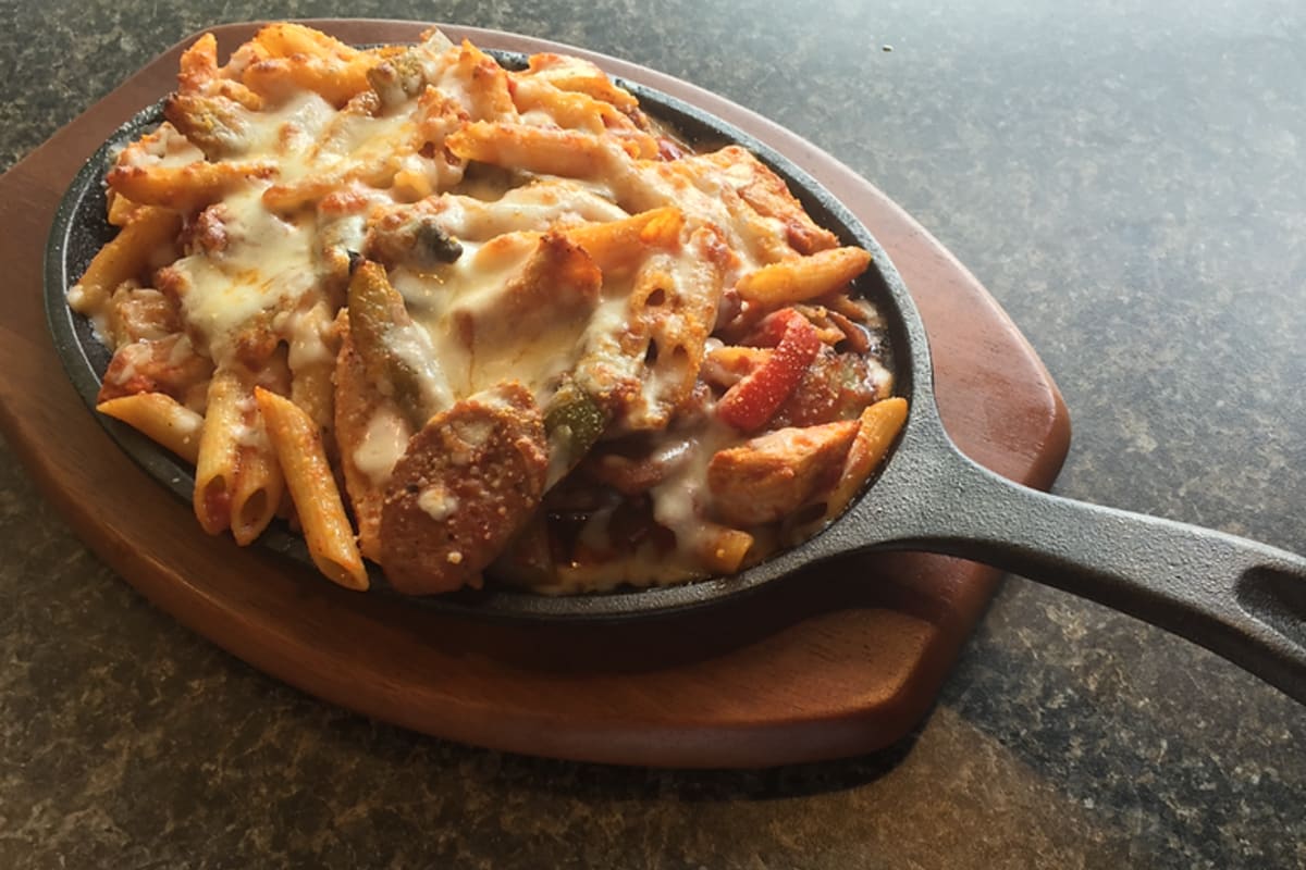 Filomena's Pizzeria Delivery Menu Order Online 775 Main St