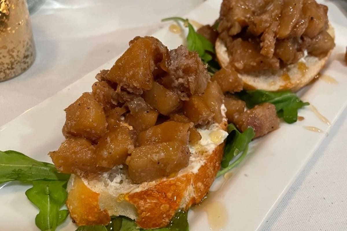 Bread & Circuses Bistro & Bar Delivery Menu Order Online 401