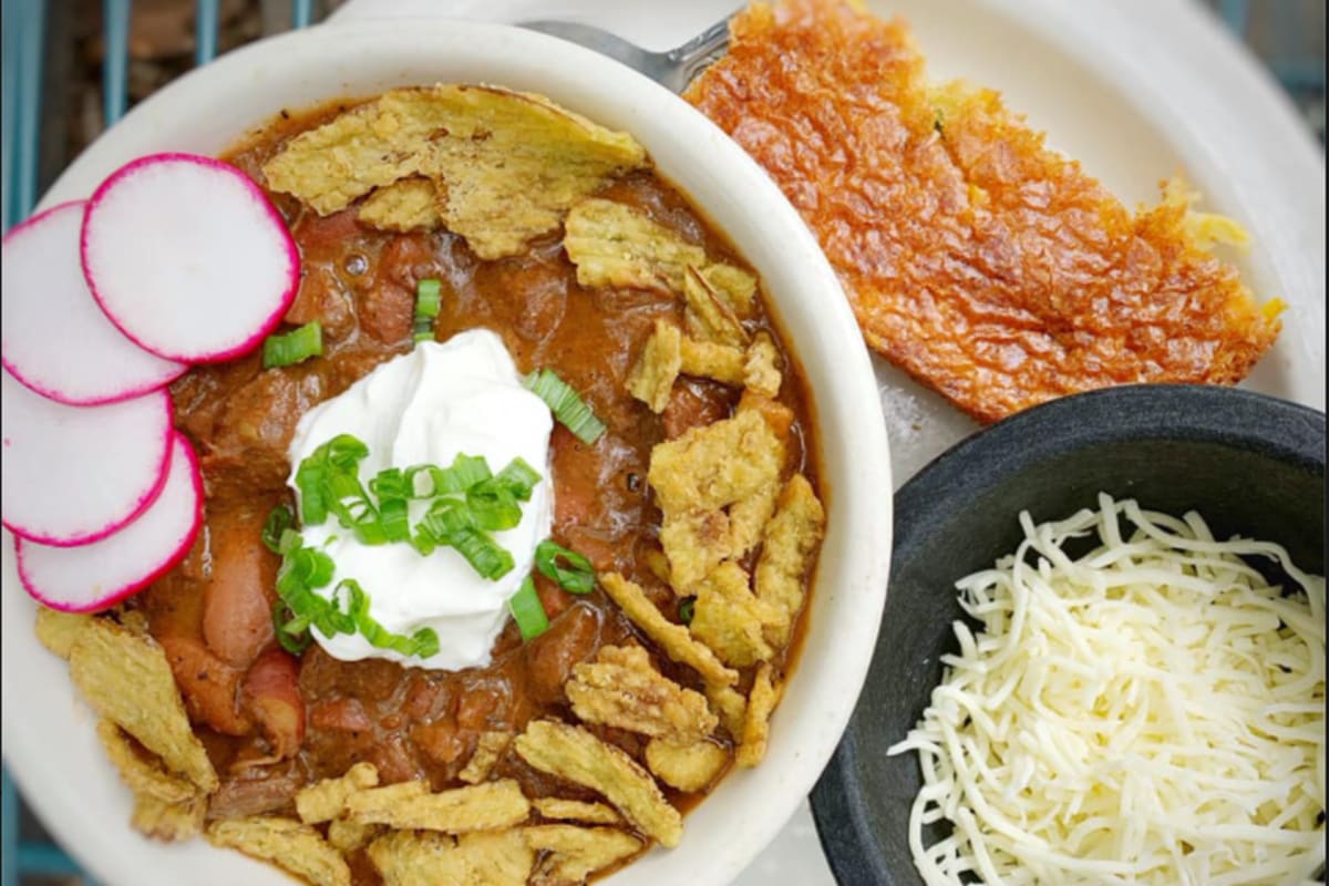 El Rey Burrito Lounge Delivery Menu Order Online 1031 E Fairview