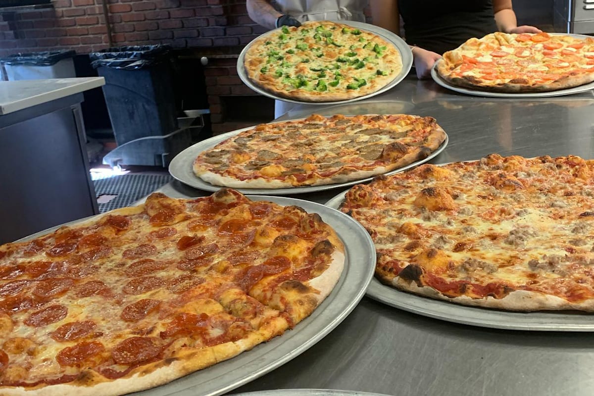 Eli #39 s Brick Oven Pizza Hamden CT Restaurant Menu   Delivery Seamless