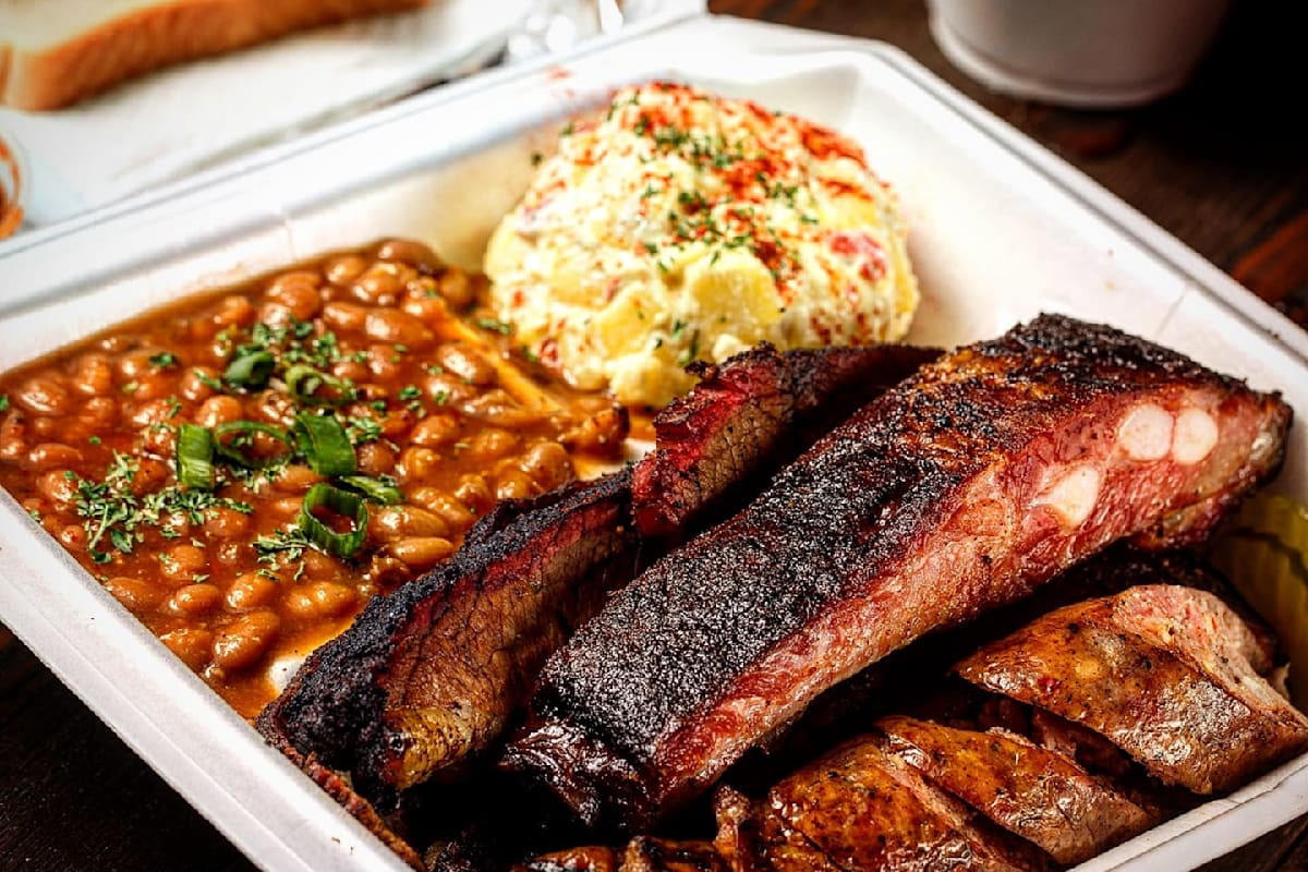 Paw Paw Chico BBQ Delivery Menu Order Online 812 W Davis St Conroe Grubhub