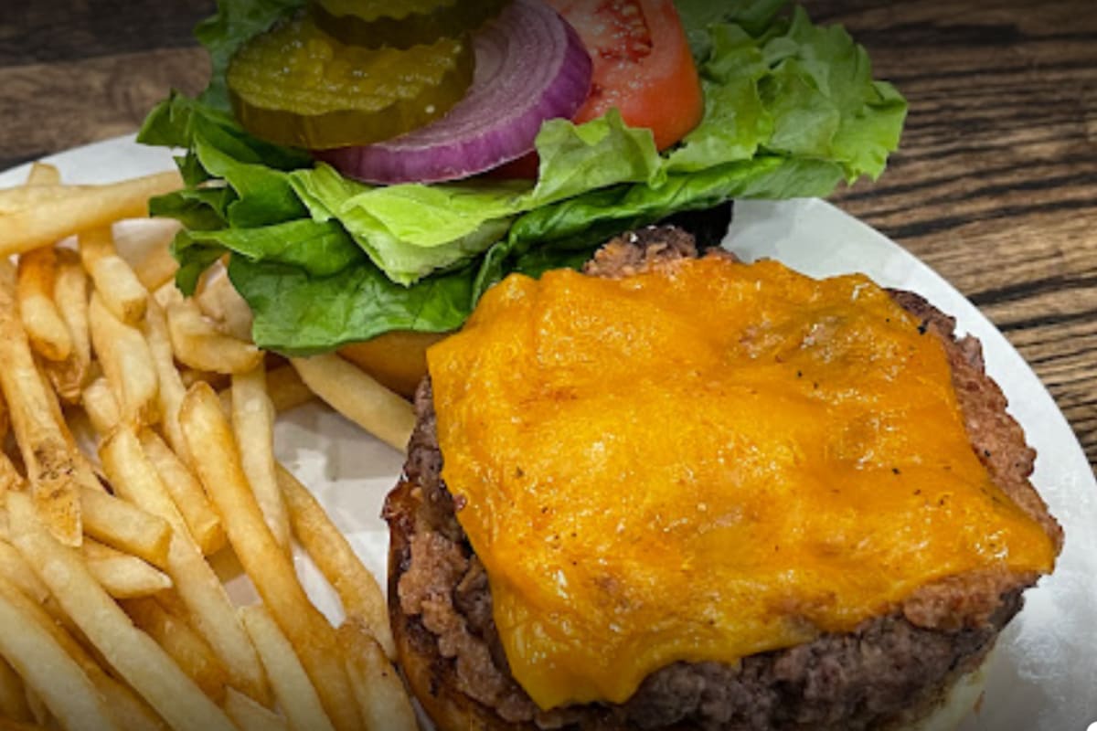 Crackers Southern Dining Delivery Menu Order Online 78 SW Canal St