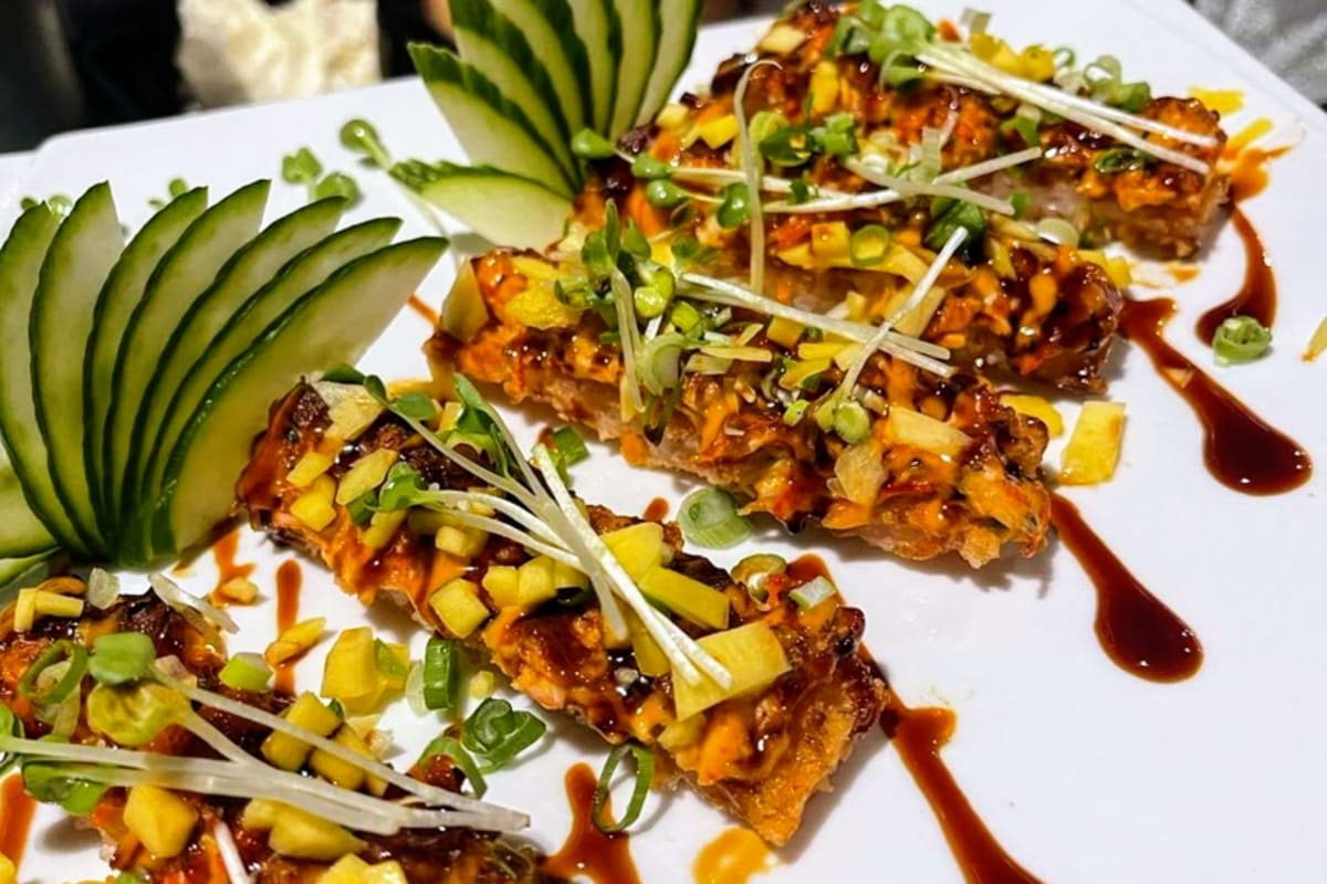 The Chopstix Livonia, MI Restaurant Menu + Delivery Seamless