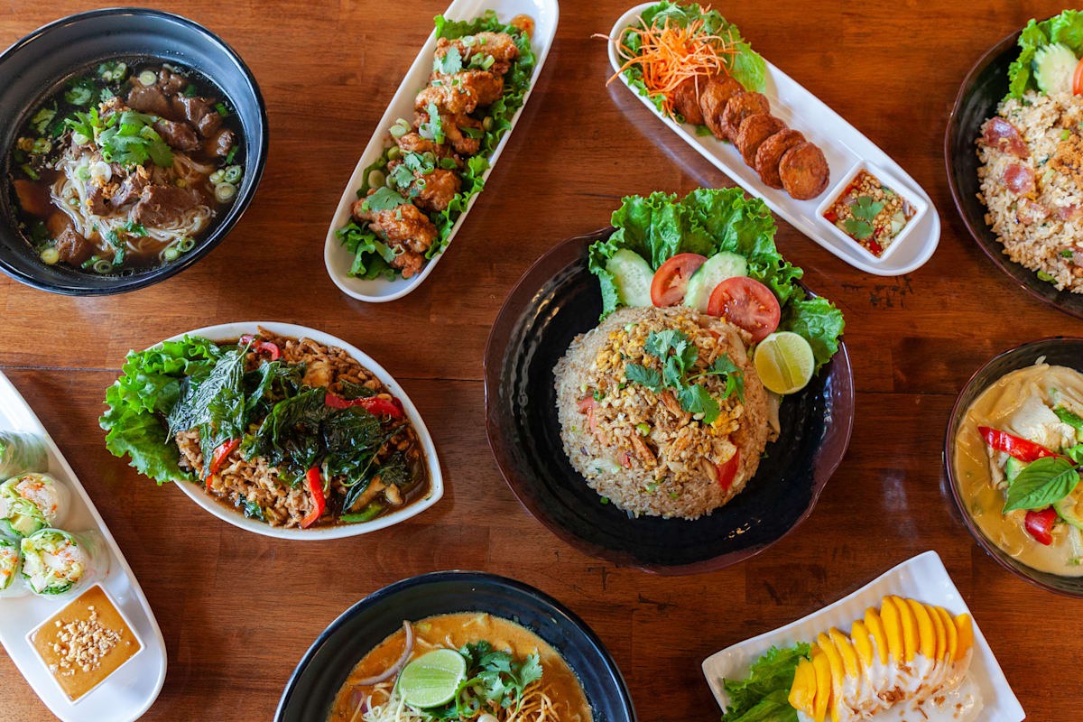 Mee Dee Thai Cuisine Delivery Menu Order Online 2731 N