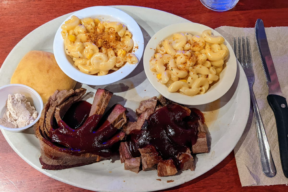 Dillons bbq shop