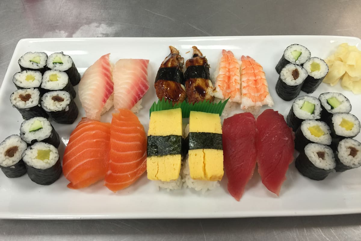 Honolulu Sushi Delivery Menu Order Online 745 Keeaumoku Street 103