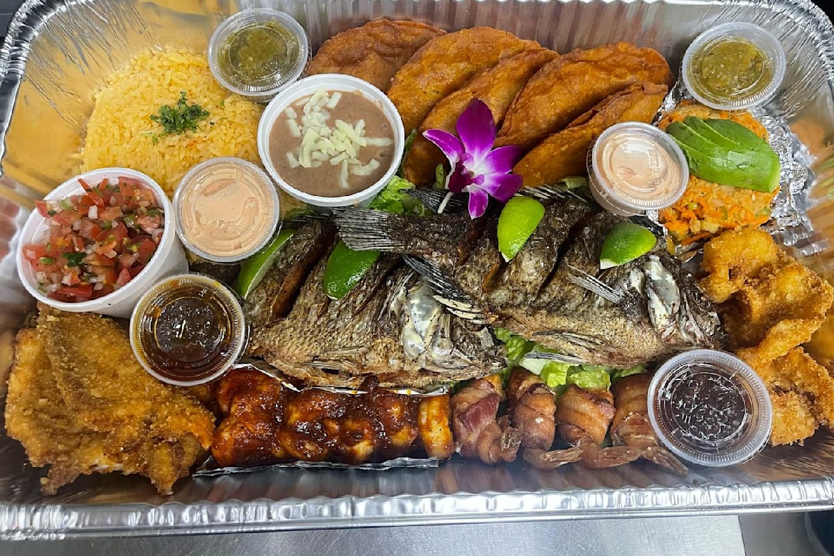 Wacky Crab Shack Delivery Menu Order Online 306 S 1st St Yakima