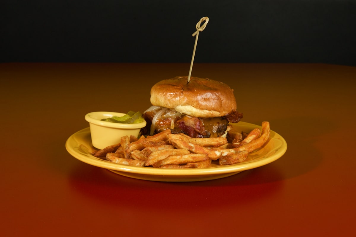 Rennee's Restaurant and Lounge, LLC Delivery Menu Order Online 156