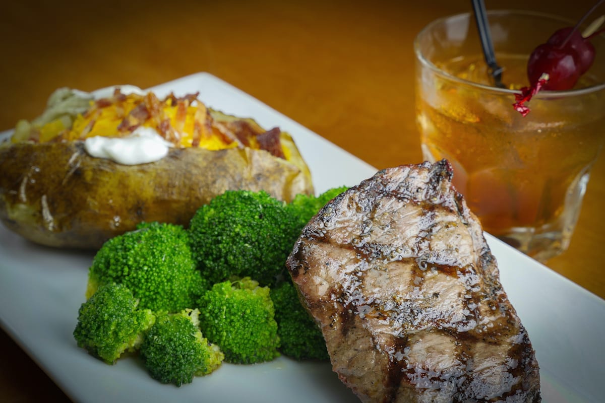 Red Rocks Grill Delivery Menu Order Online 415 Bear Creek Ave Morrison Grubhub