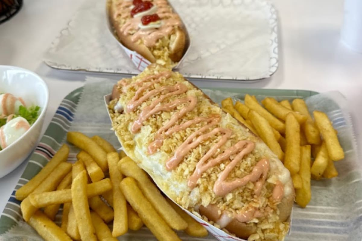 Que Perros Delivery Menu Order Online 5912 Johnson St Hollywood