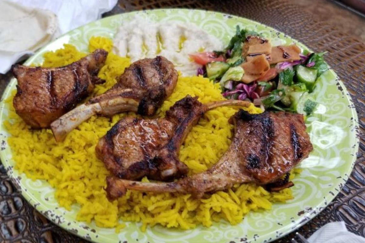 Damaskino mediterranean food