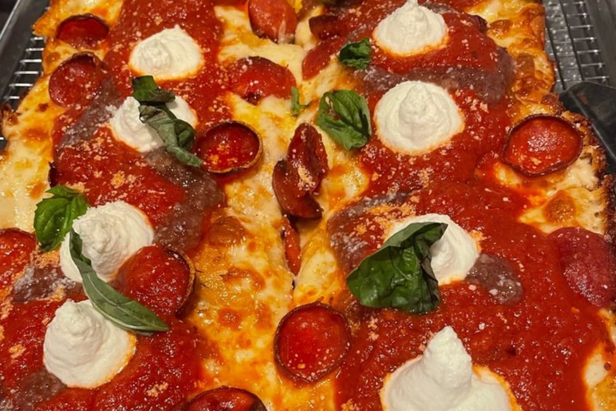 Hammock Pizza Delivery Menu Order Online 5332 N Ocean Shore Blvd