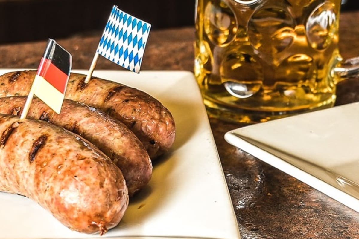 Das Stein Haus Delivery Menu Order Online 1812 W Francis Ave