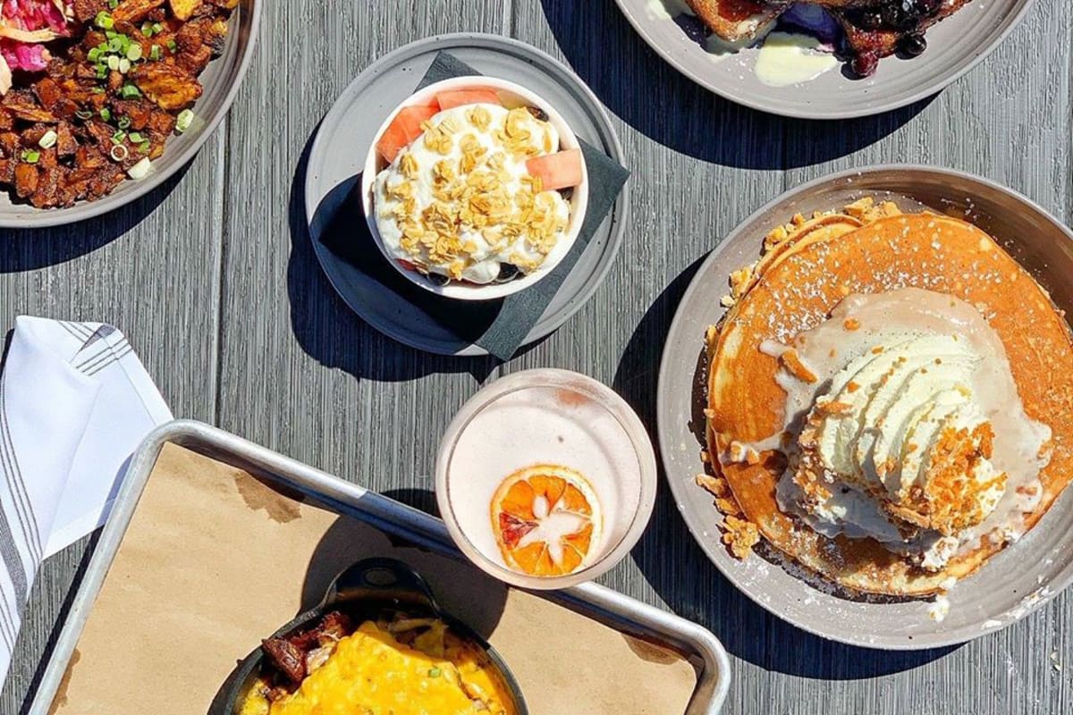 Que Whiskey Kitchen Delivery Menu Order Online 461 Queen St Southington Grubhub