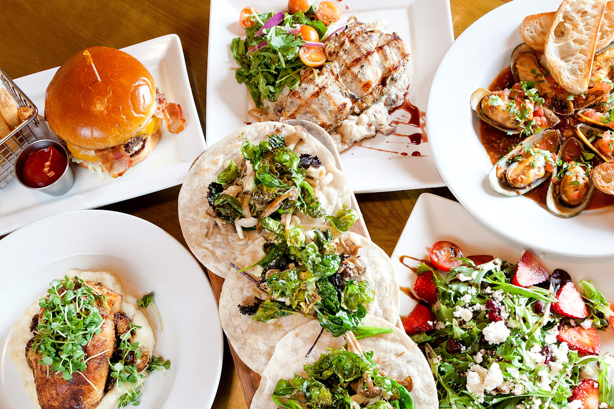 Wiki's WIne Dive & Grill Bakersfield, CA Restaurant Menu + Delivery