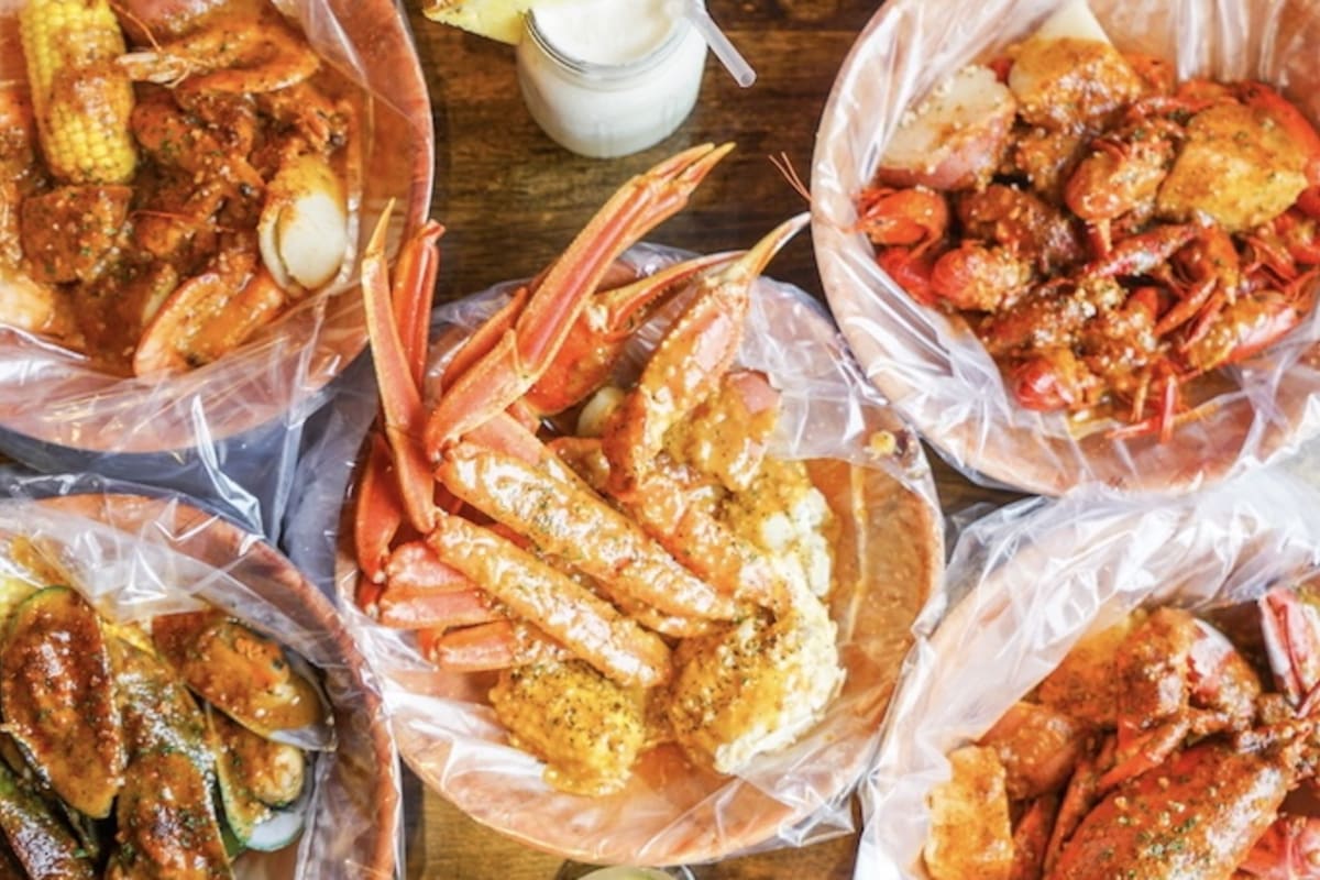 The Crab House Delivery Menu Order Online 3299 S Broadway Ste B