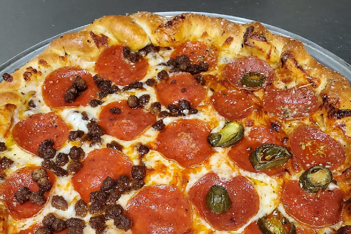Chuck's Pizza Pasta & Wings Delivery Menu | Order Online | 4315 Lake ...