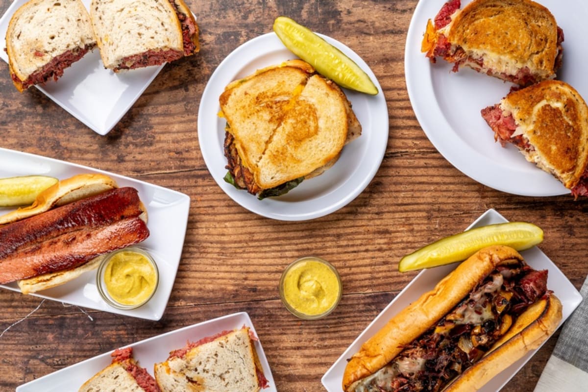 Jake's Deli Delivery Menu Order Online 1634 W North Ave Milwaukee